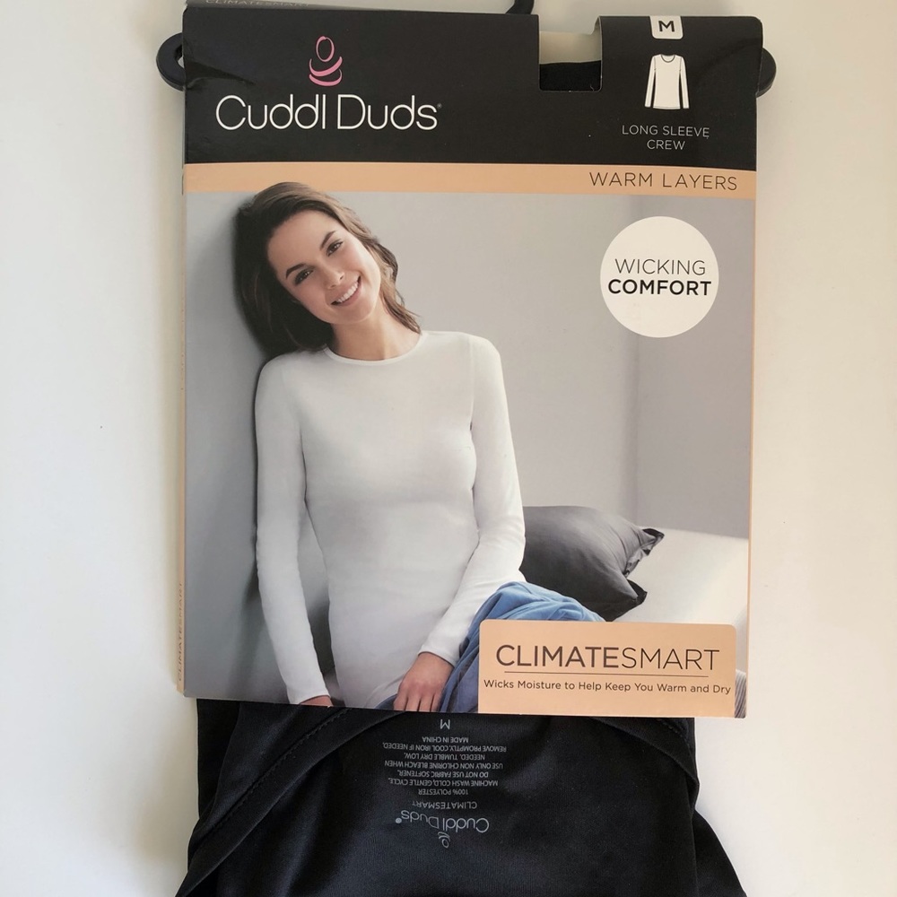 NWT Cuddl Duds Climate Smart Long Sleeve Crew Neck Top. Black, Size MD